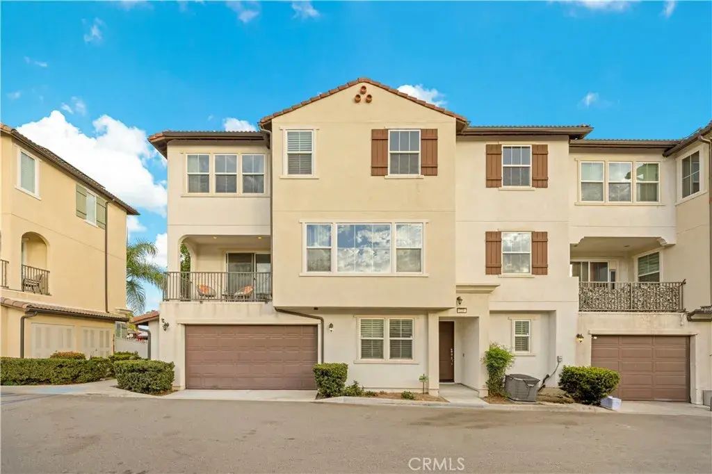 221 Promenade Street, Pomona