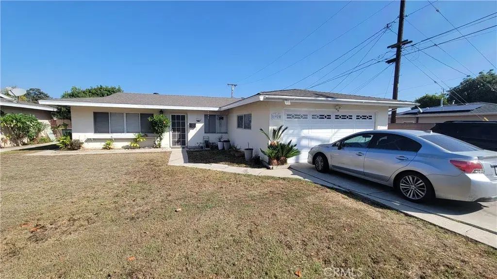 1925 W 186th, Torrance