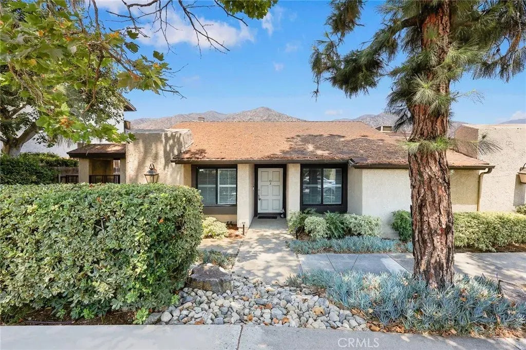 55 E Sierra Madre A, Sierra Madre