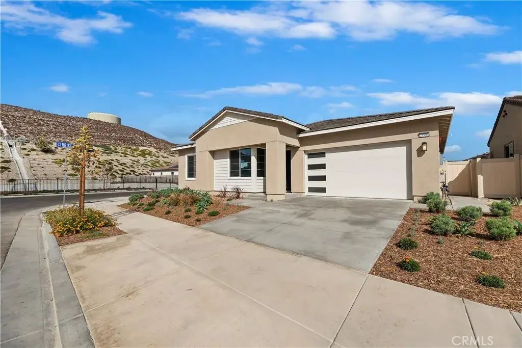 28908 Verdure Court, Canyon Country