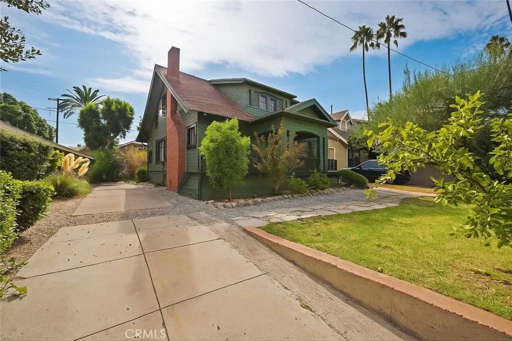 6450 York Boulevard, Los Angeles