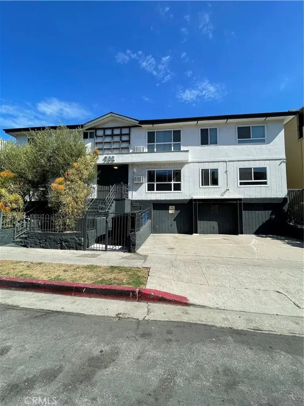 702 S St Andrews Place 2, Los Angeles
