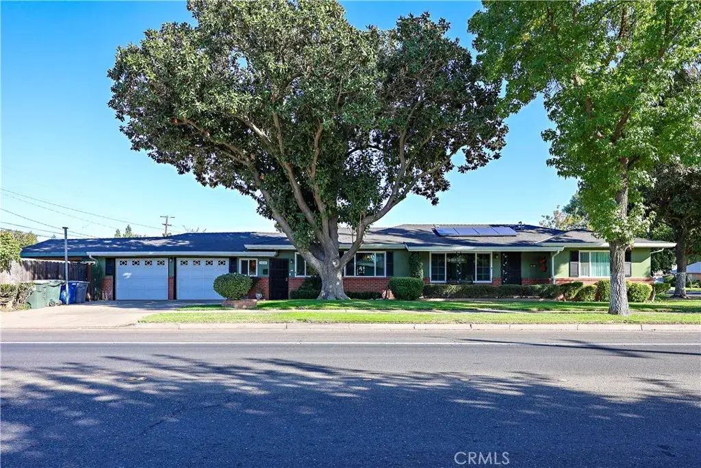 1110 V, Merced