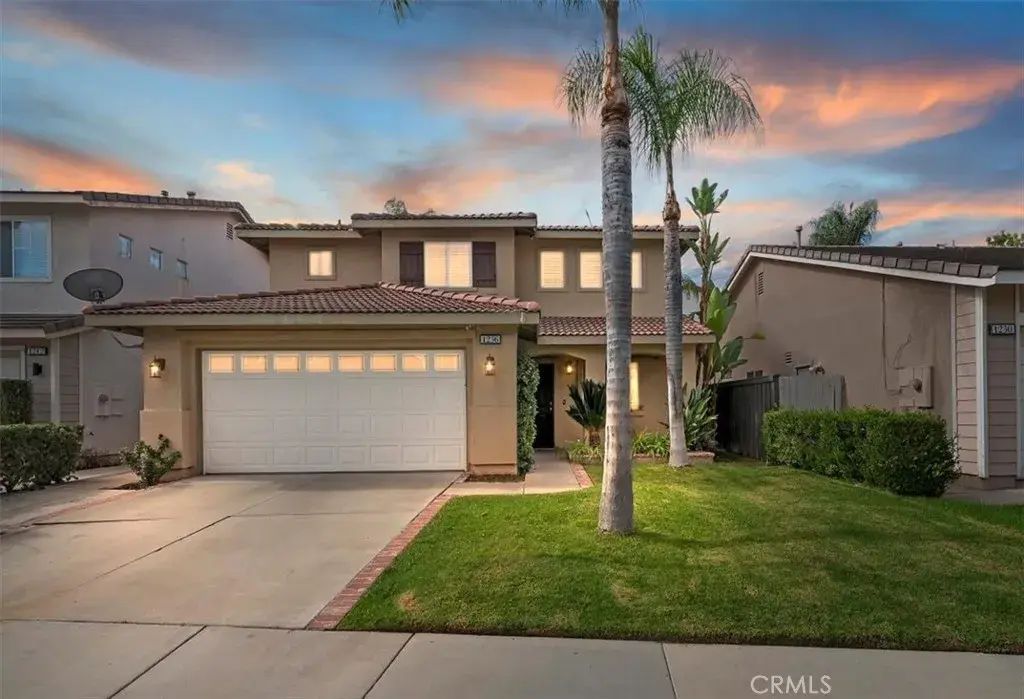 1236 Emeraldport, Corona