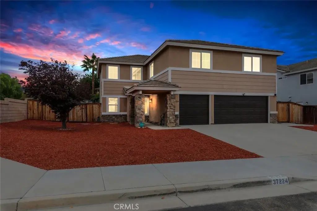 37224 Summerglen Avenue, Murrieta
