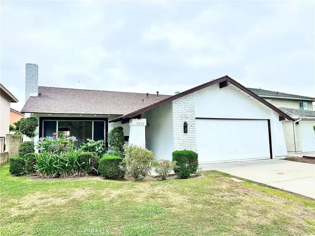 13822 Elgers, Cerritos