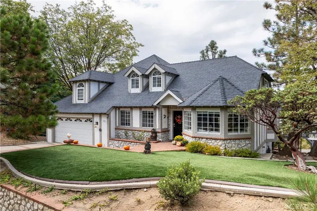 1388 Yellowstone, Lake Arrowhead