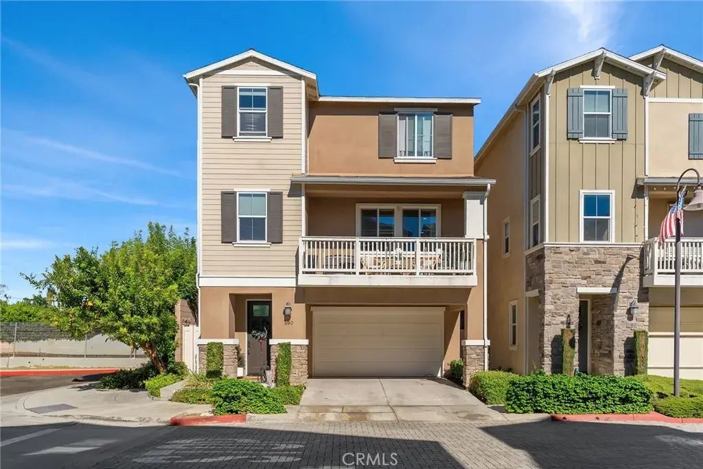 390 N Bellarose, Anaheim