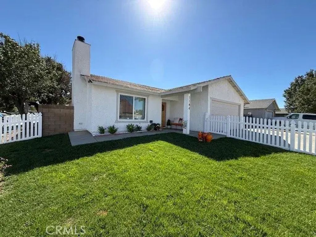 1144 E Avenue J10, Lancaster