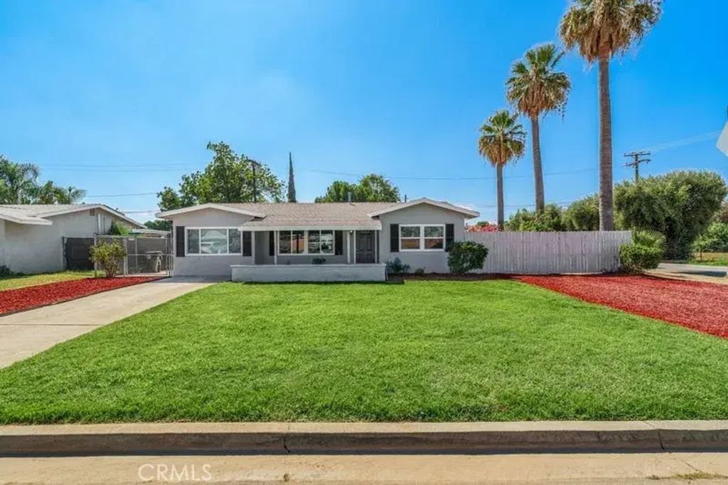 6088 Vista De Oro, Jurupa Valley