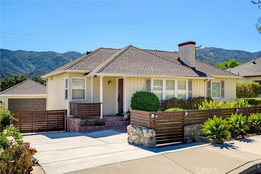 2930 Mayfield Avenue, La Crescenta
