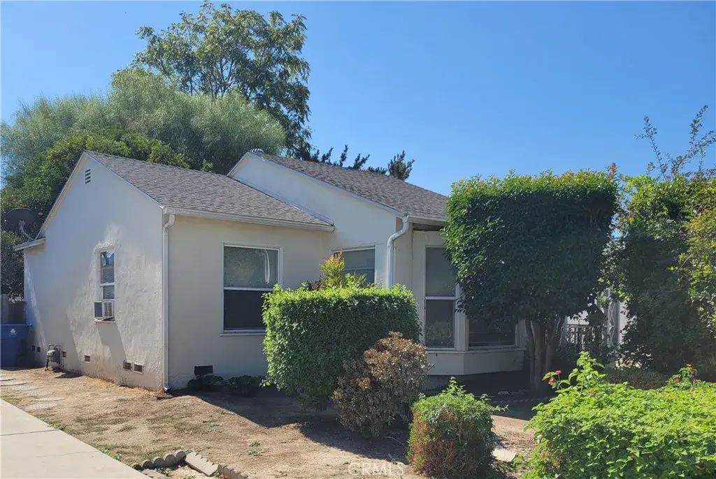 17638 Welby Way, Lake Balboa