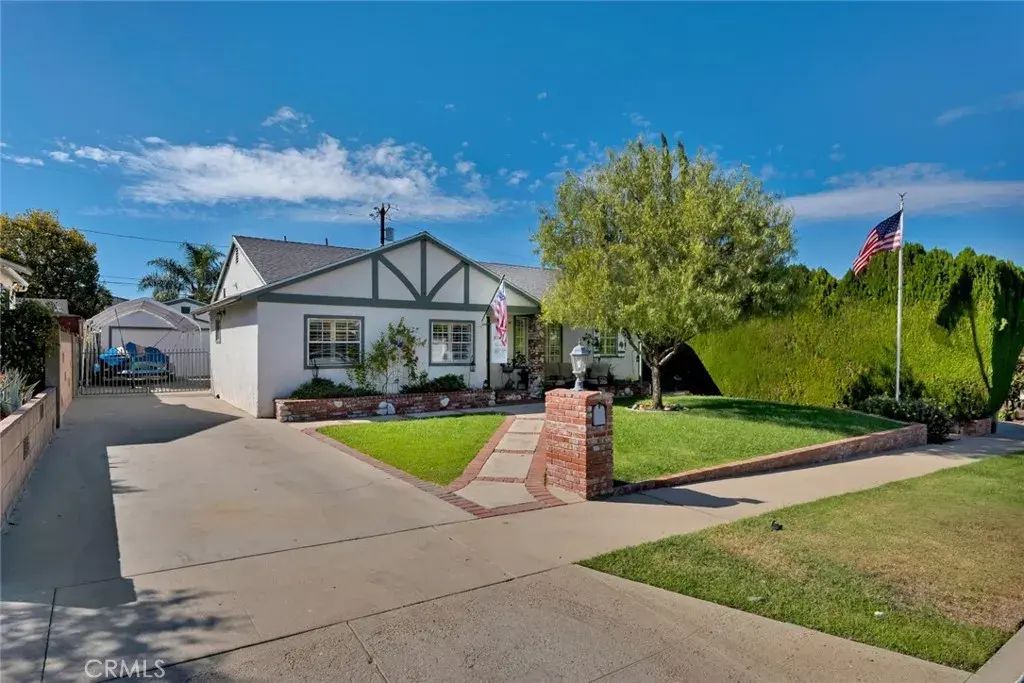 10227 Quill Avenue, Sunland