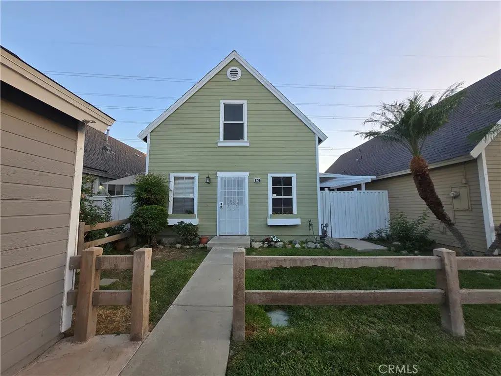14515 Woodland Drive 10, Fontana