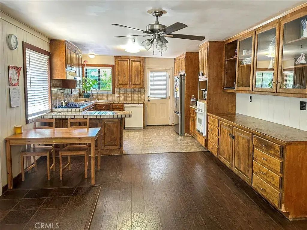 9086 Diamond Dust Trail, Kelseyville