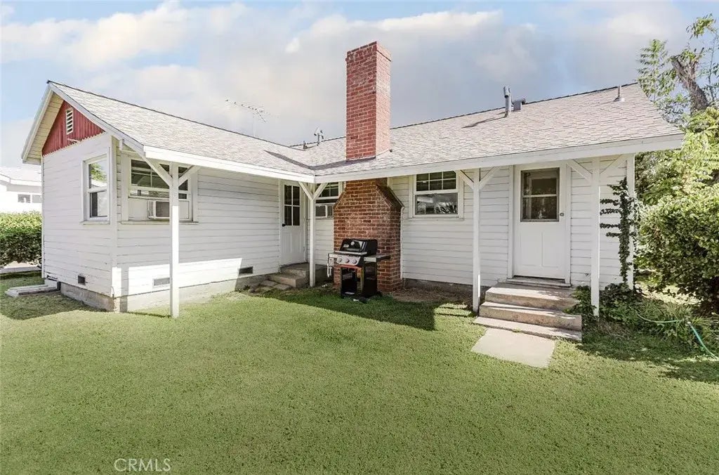 7625 Bellaire Avenue, North Hollywood