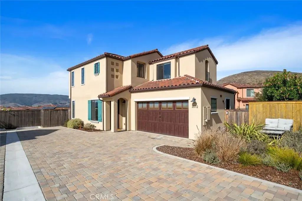 3072 Arezzo, San Luis Obispo