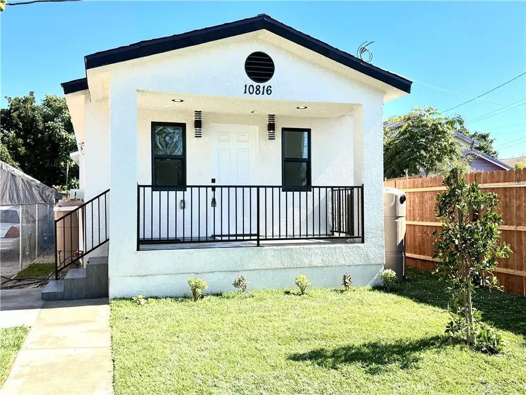 10816 Willowbrook, Los Angeles