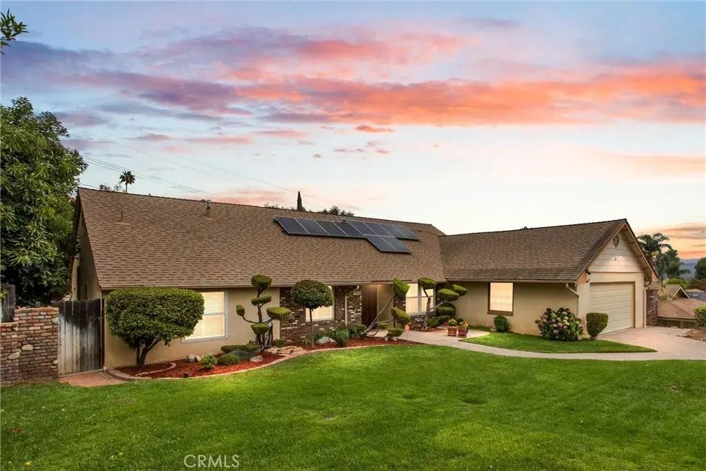 5421 Sierra Vista, Riverside
