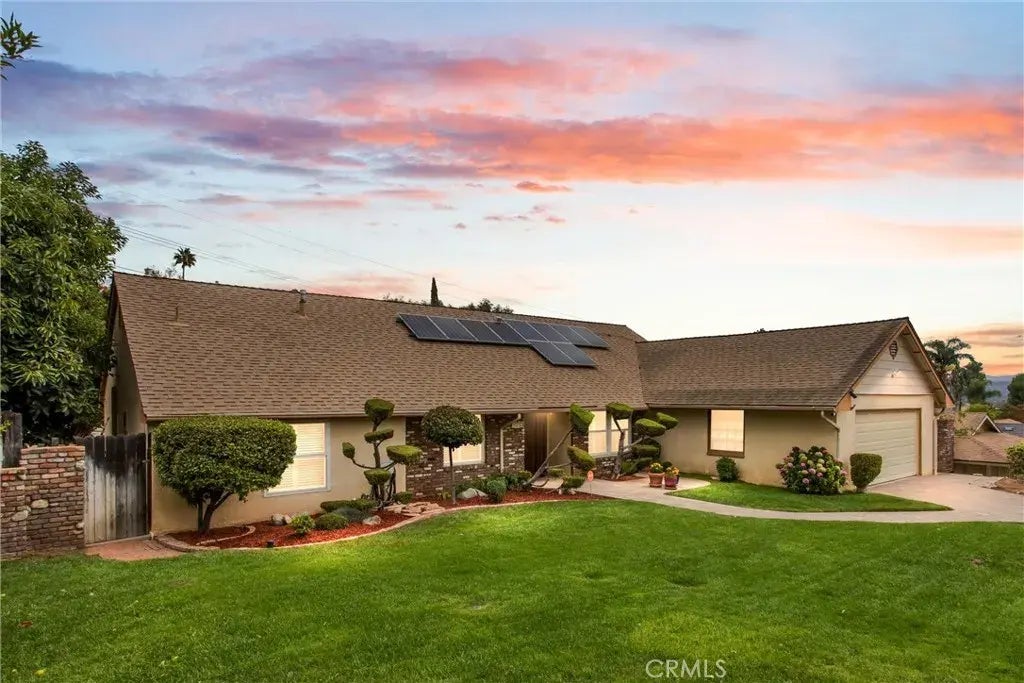 5421 Sierra Vista, Riverside