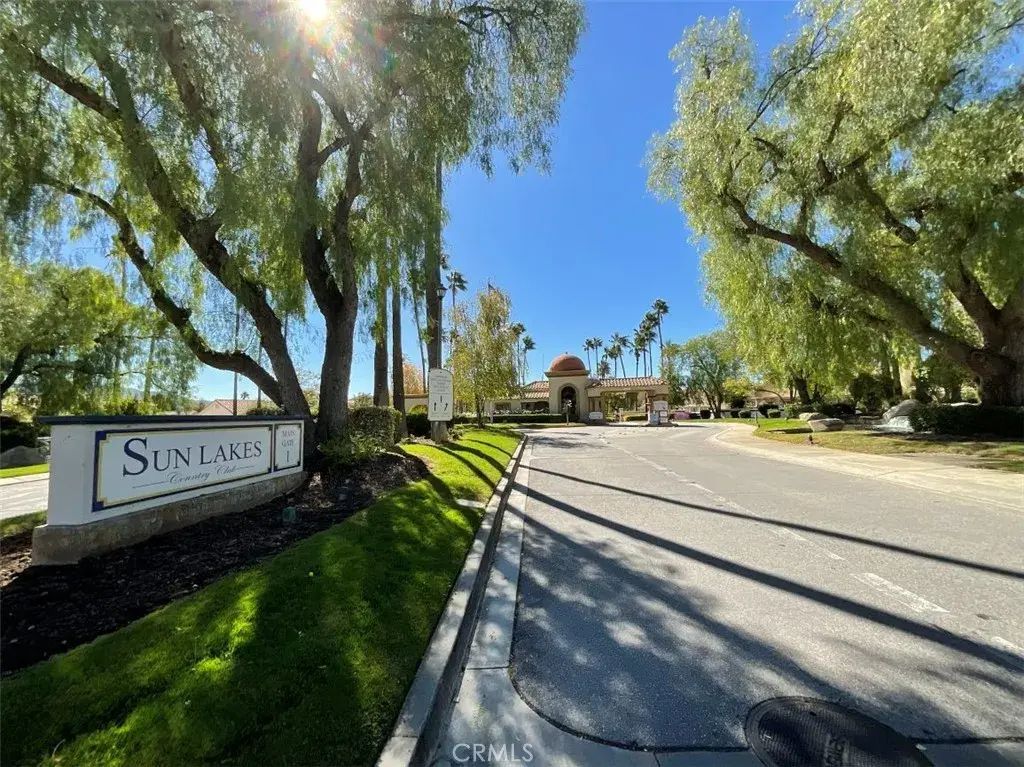 6376 W Oak Tree Avenue, Banning