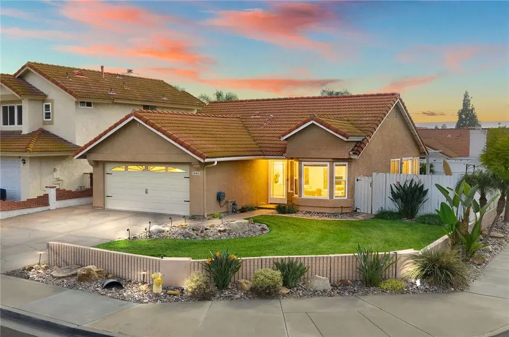 24461 Tuscola, Murrieta
