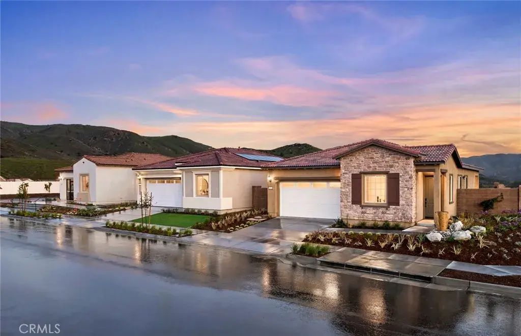 23674 Highvale Drive, Corona