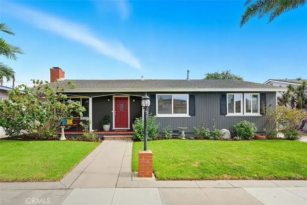 2236 Albury Avenue, Long Beach