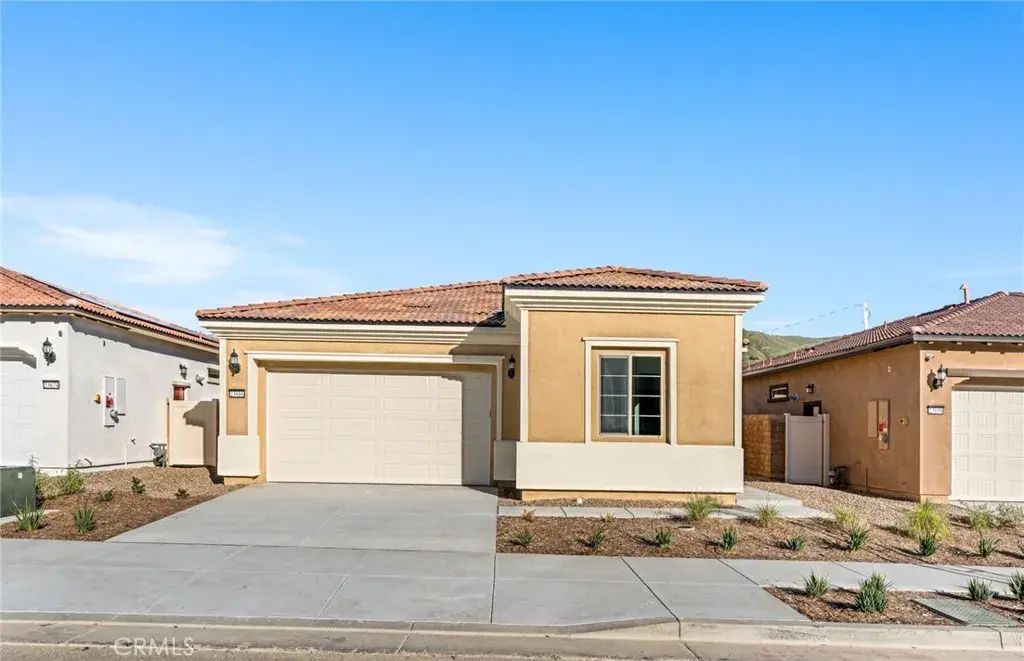 23686 Highvale Drive, Corona