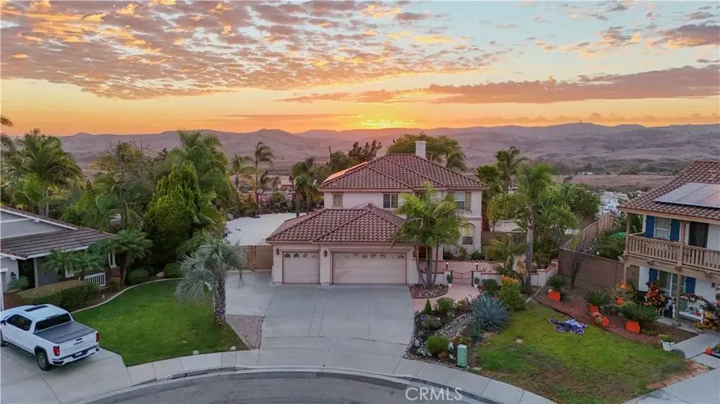 5450 Alexandrine, Oceanside