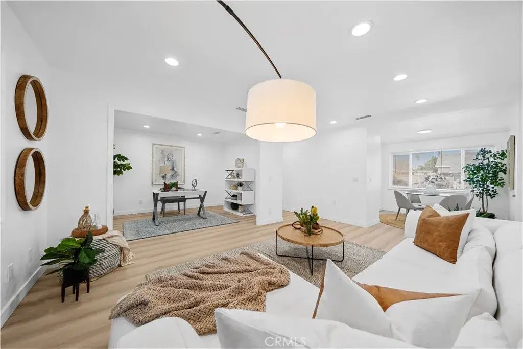 1065 S Prospero, Glendora