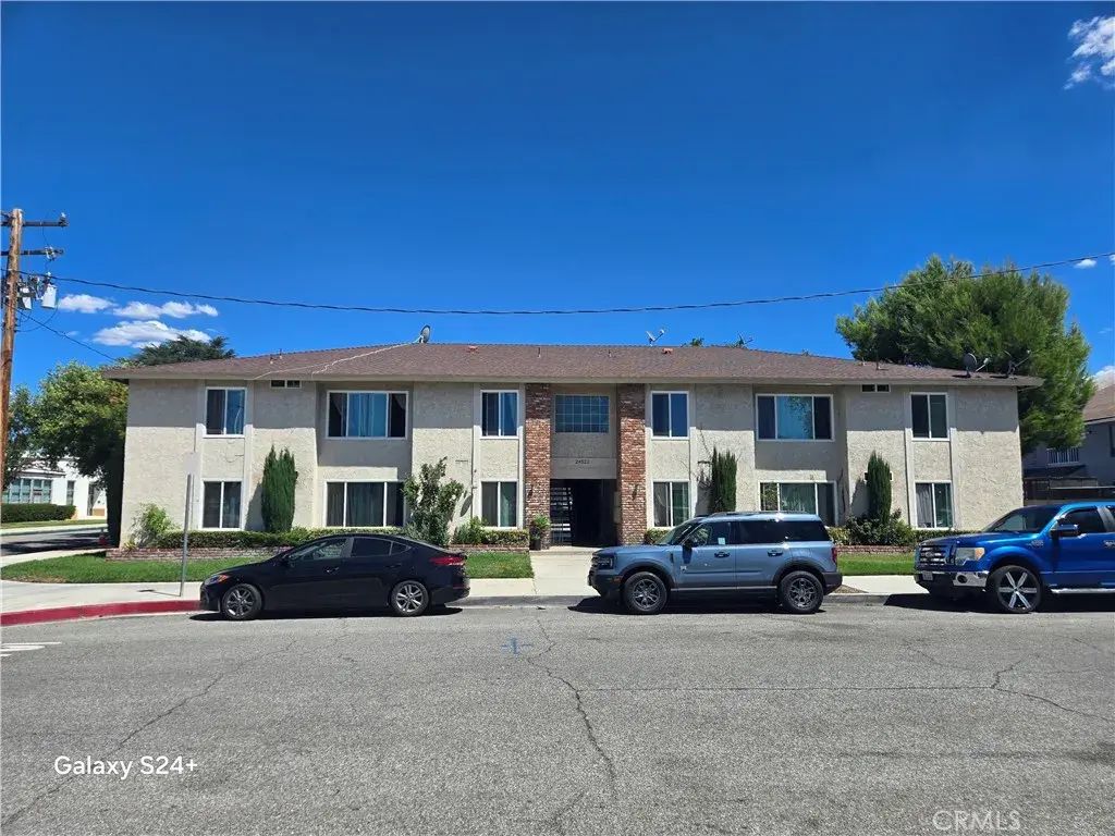 24522 Chestnut, Newhall