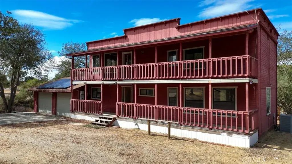 3580 Grey Fox, Templeton