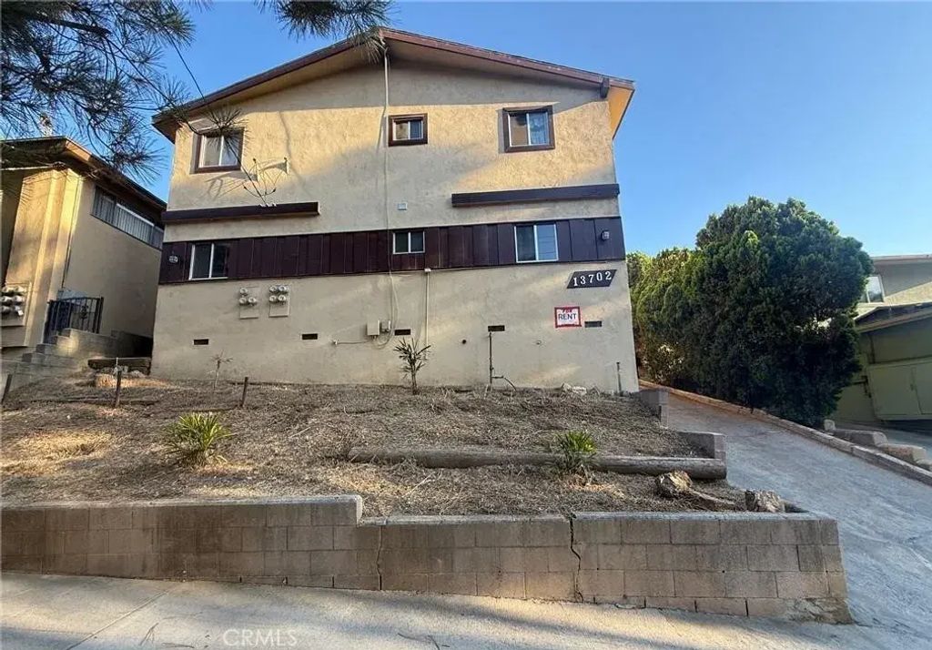 13702 Penn, Whittier