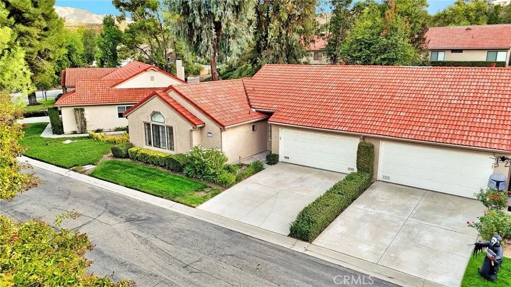 20065 Avenue Of The Oaks, Newhall