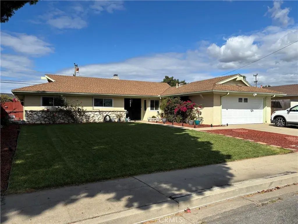 939 E El Camino, Santa Maria