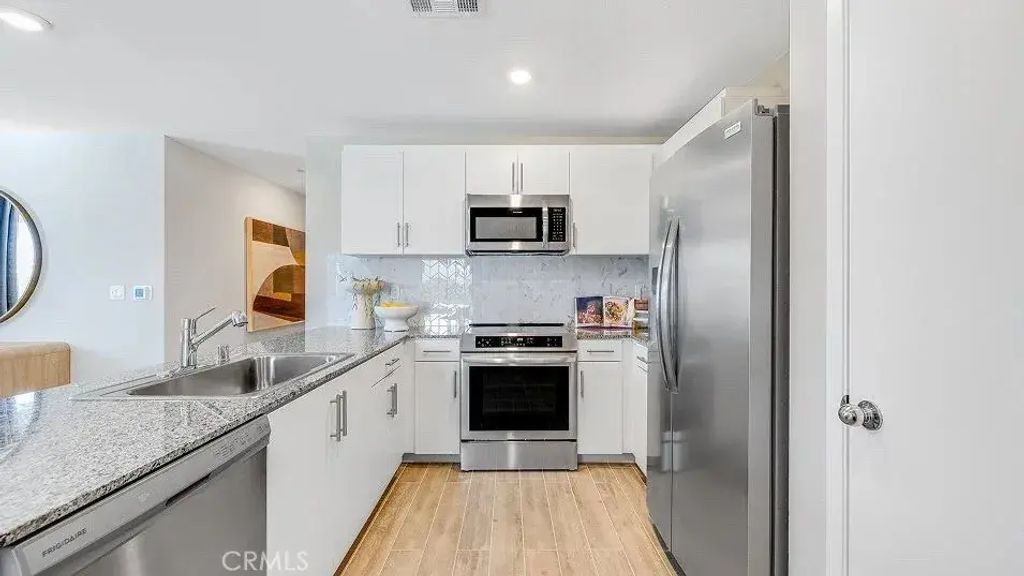 11270 Skyvista Drive, Desert Hot Springs