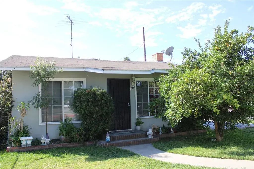 3800 E 57th, Maywood