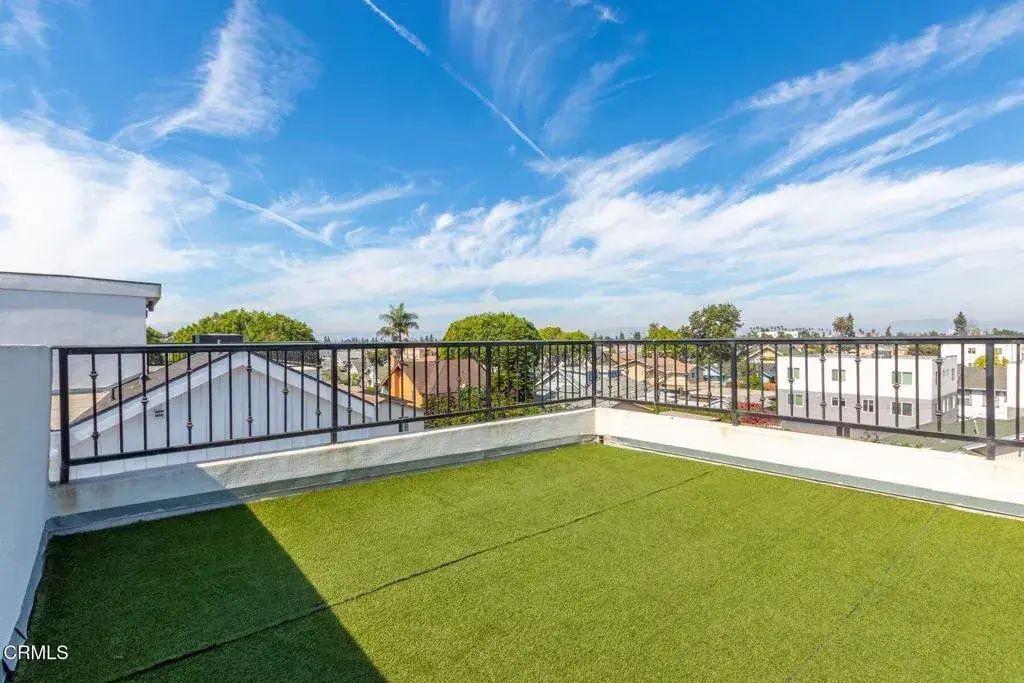 4177 Normandie Avenue, Los Angeles