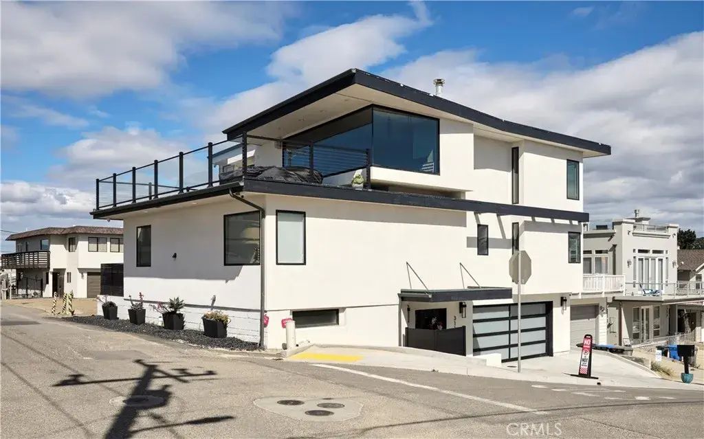 311 Juanita, Oceano