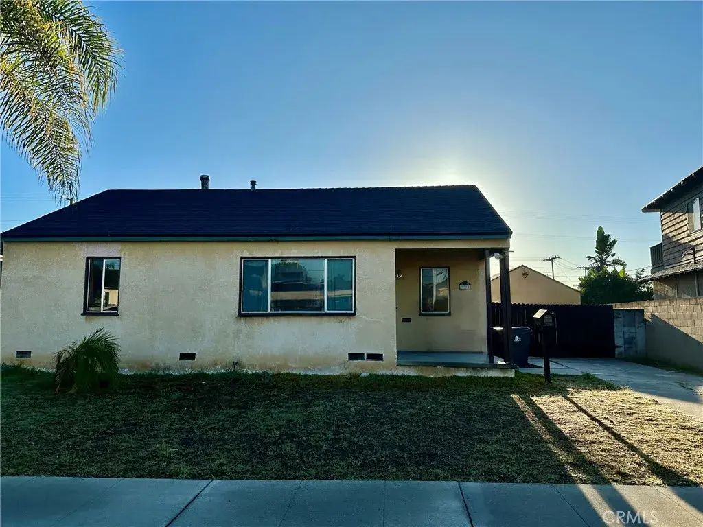 2238 Roswell, Long Beach