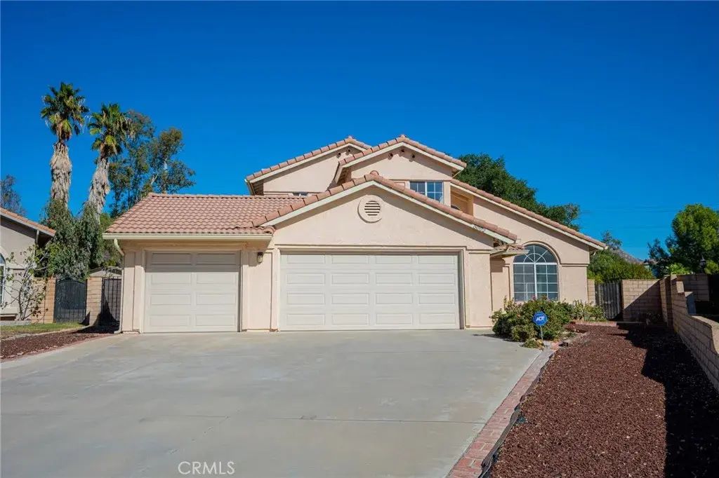 5002 Trojan Court, Riverside