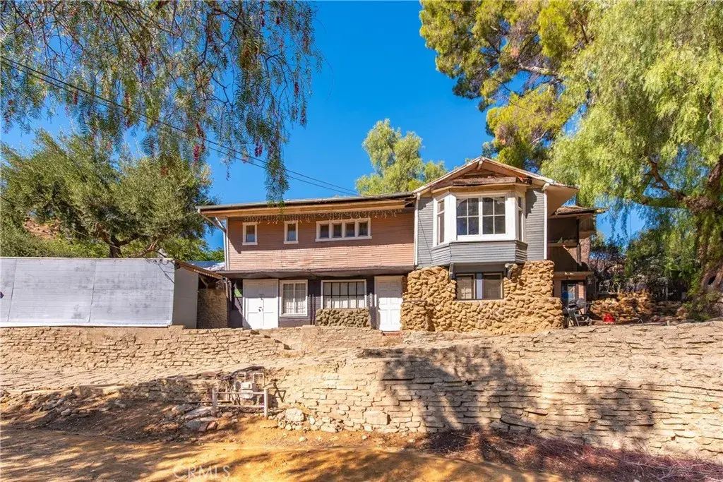 24039 Eagle Mountain Street, West Hills