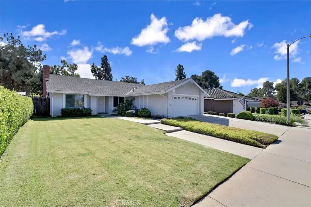 1340 Avenida Loma, San Dimas