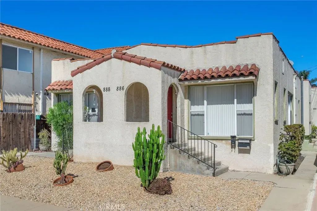 884 W 11th, San Pedro