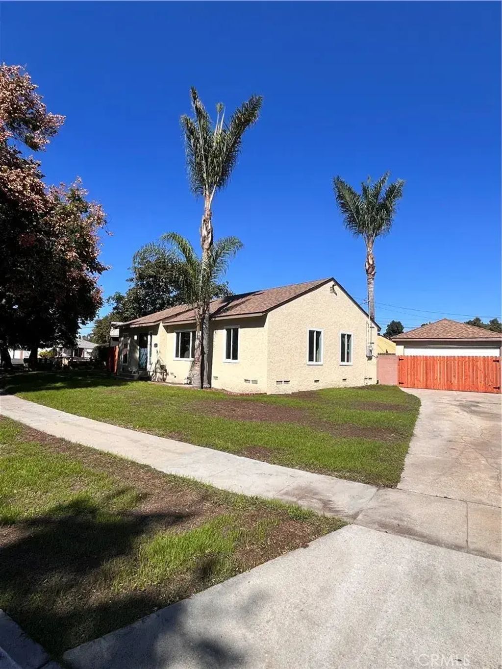 1219 W Maddox, Long Beach