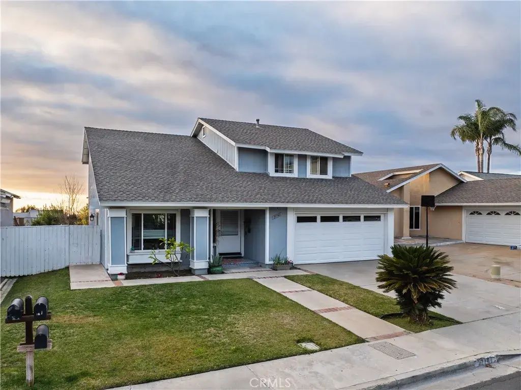 21741 Jornada, Mission Viejo