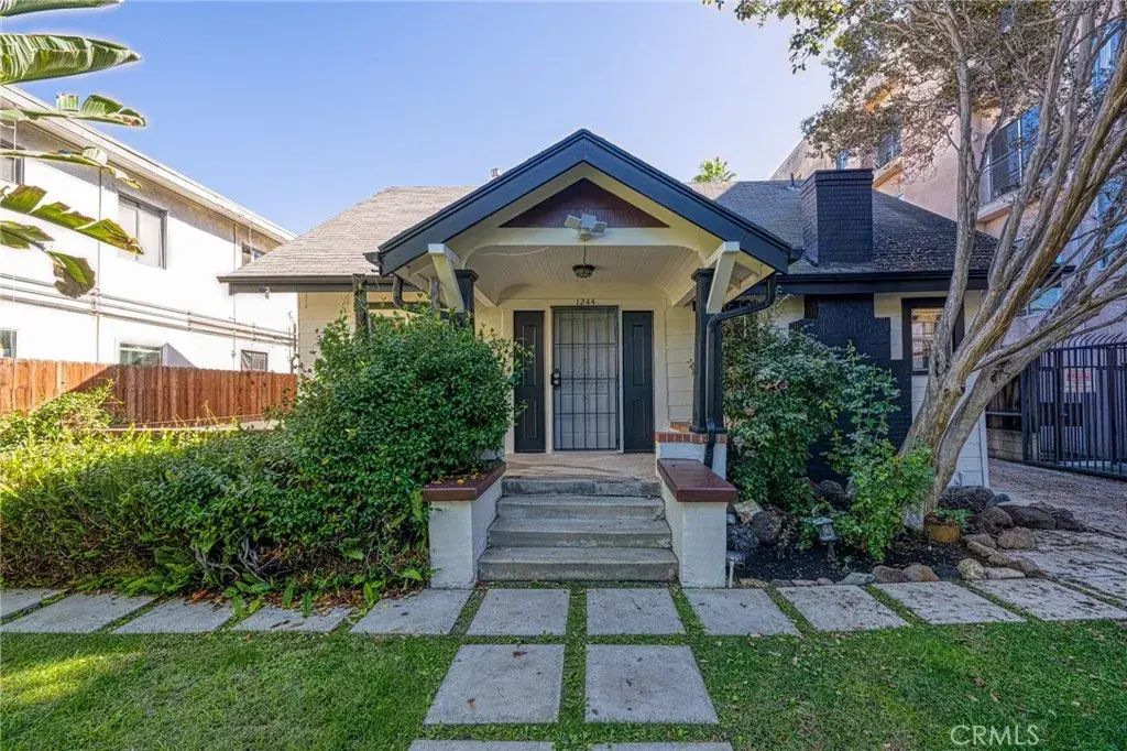 1244 N Las Palmas, Los Angeles