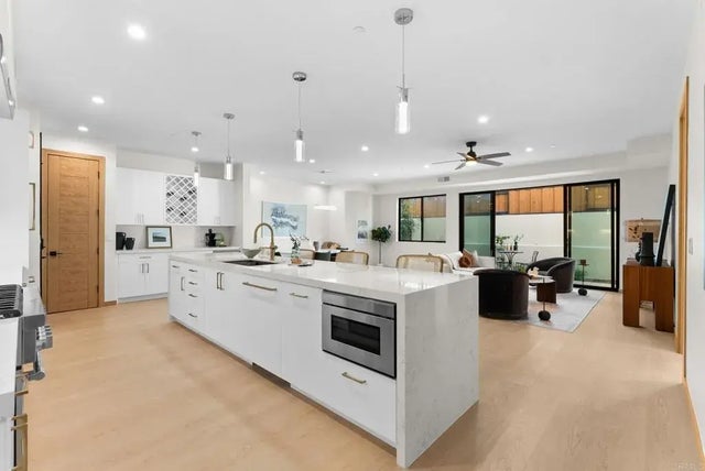 2670 Roosevelt Street, Carlsbad