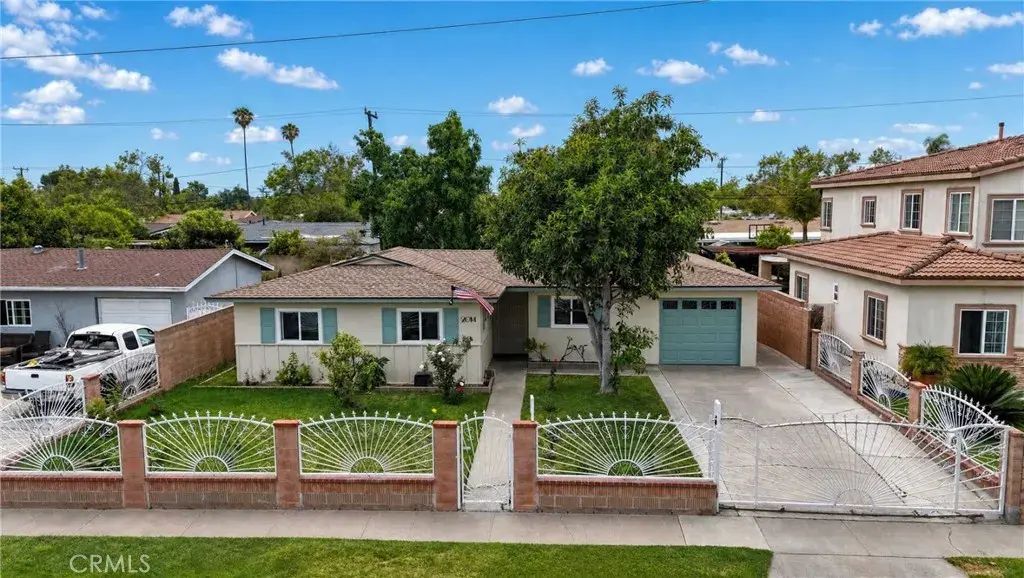 2014 S Poplar, Santa Ana
